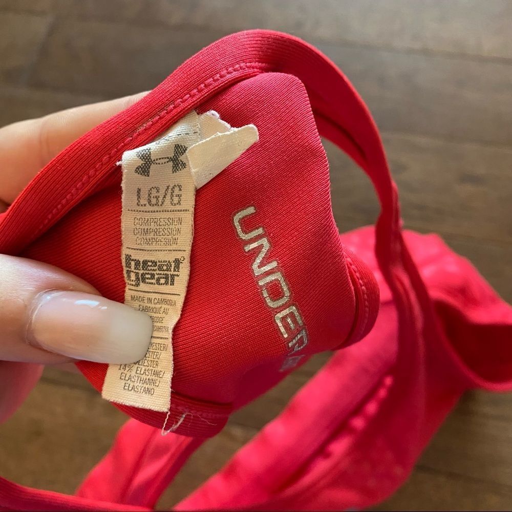 Under Armour Sports Bra - Picture 5 of 6